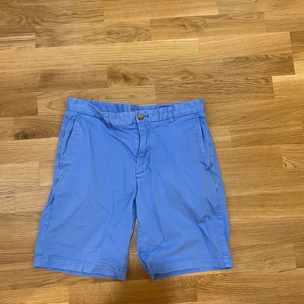 Vineyard Vines 7 inch Breaker Short size 32 in Light Blue